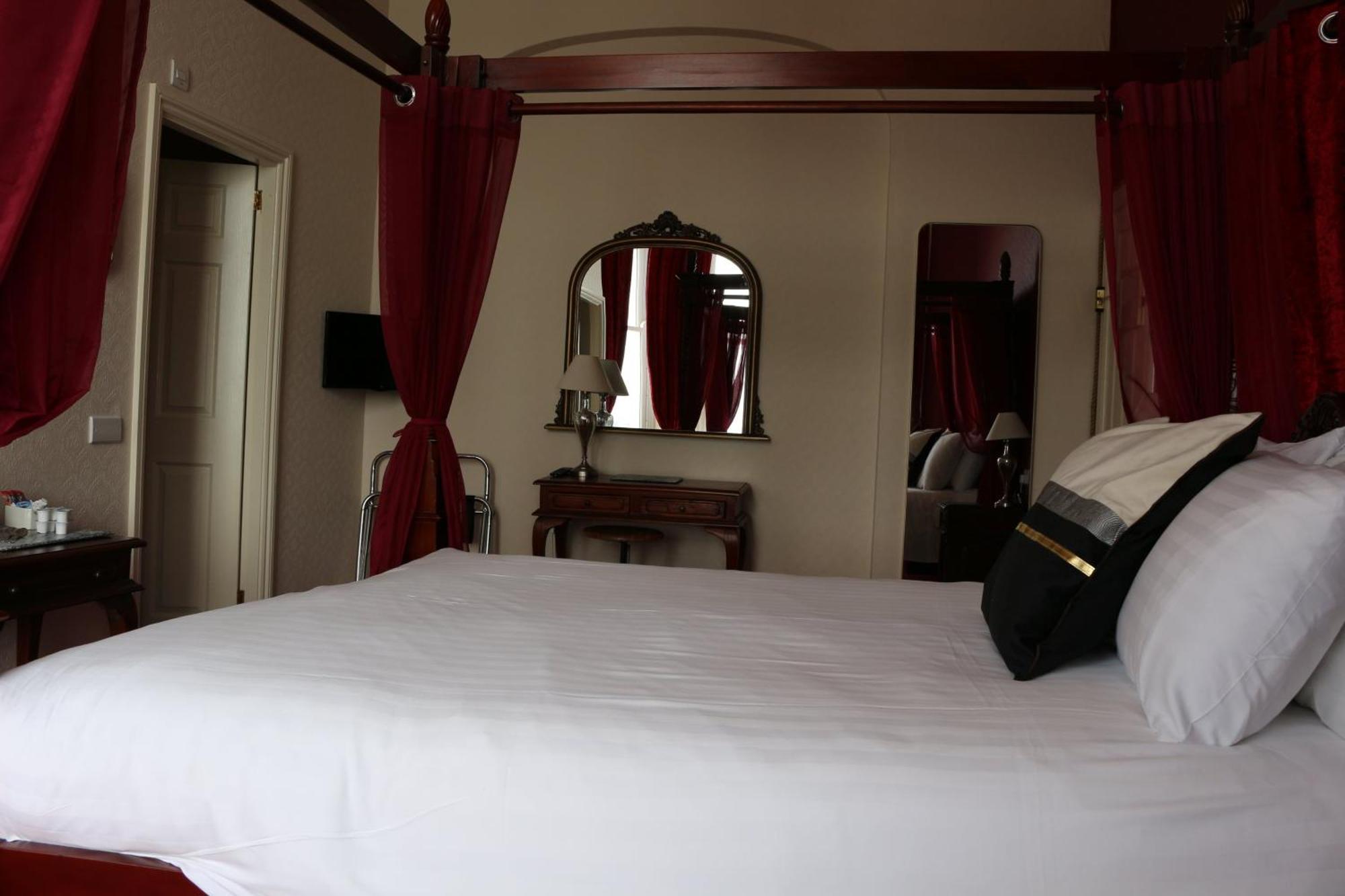 The Belgrave Hotel Tenby Kültér fotó